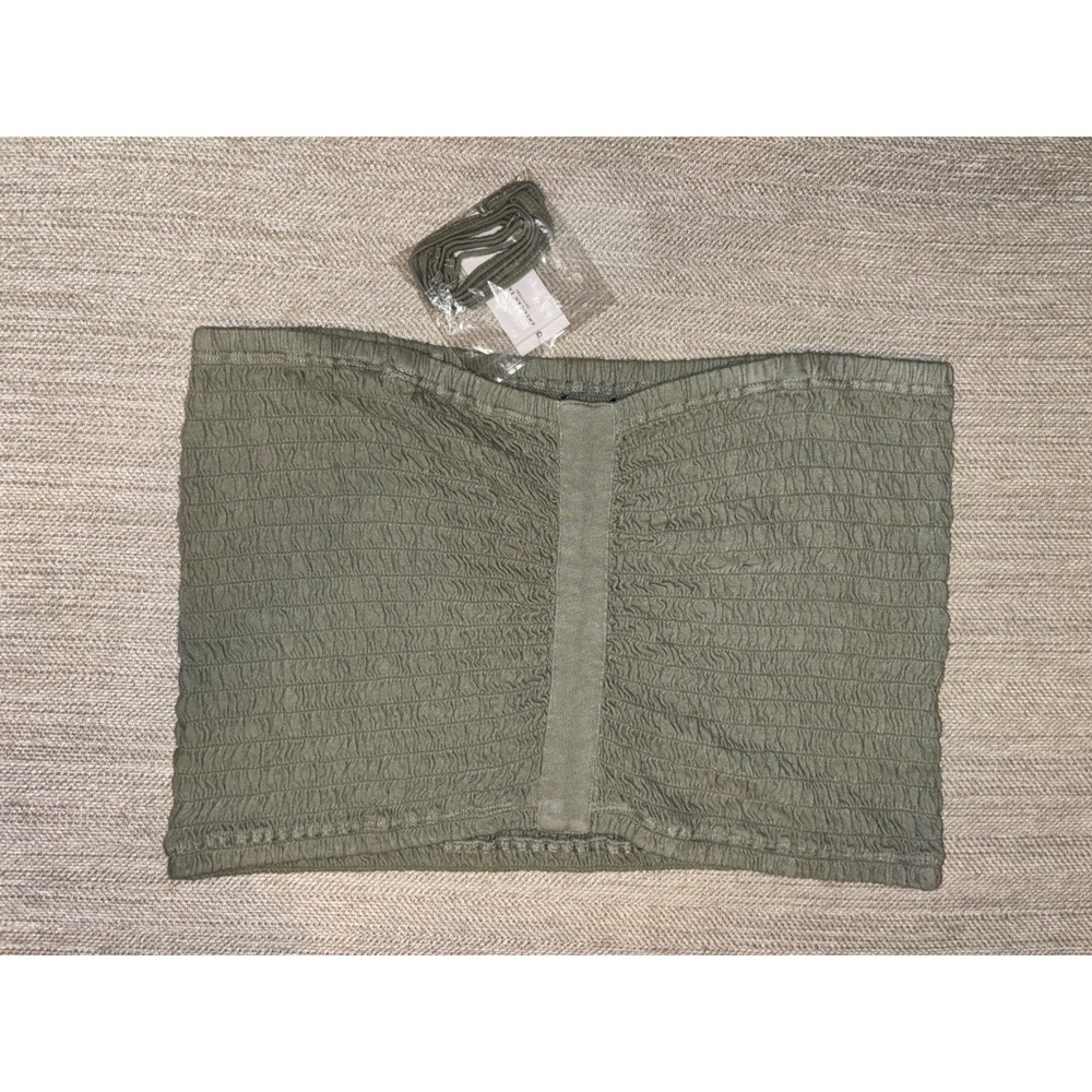 •AE• Ruched Cropped Tube Top
